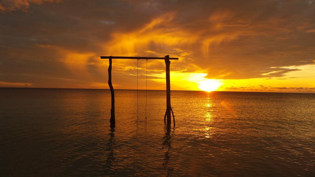 Selayar Eco Resort Padang  ภายนอก รูปภาพ